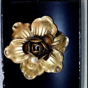 Antique Brass Metal Textured Flower Brooch